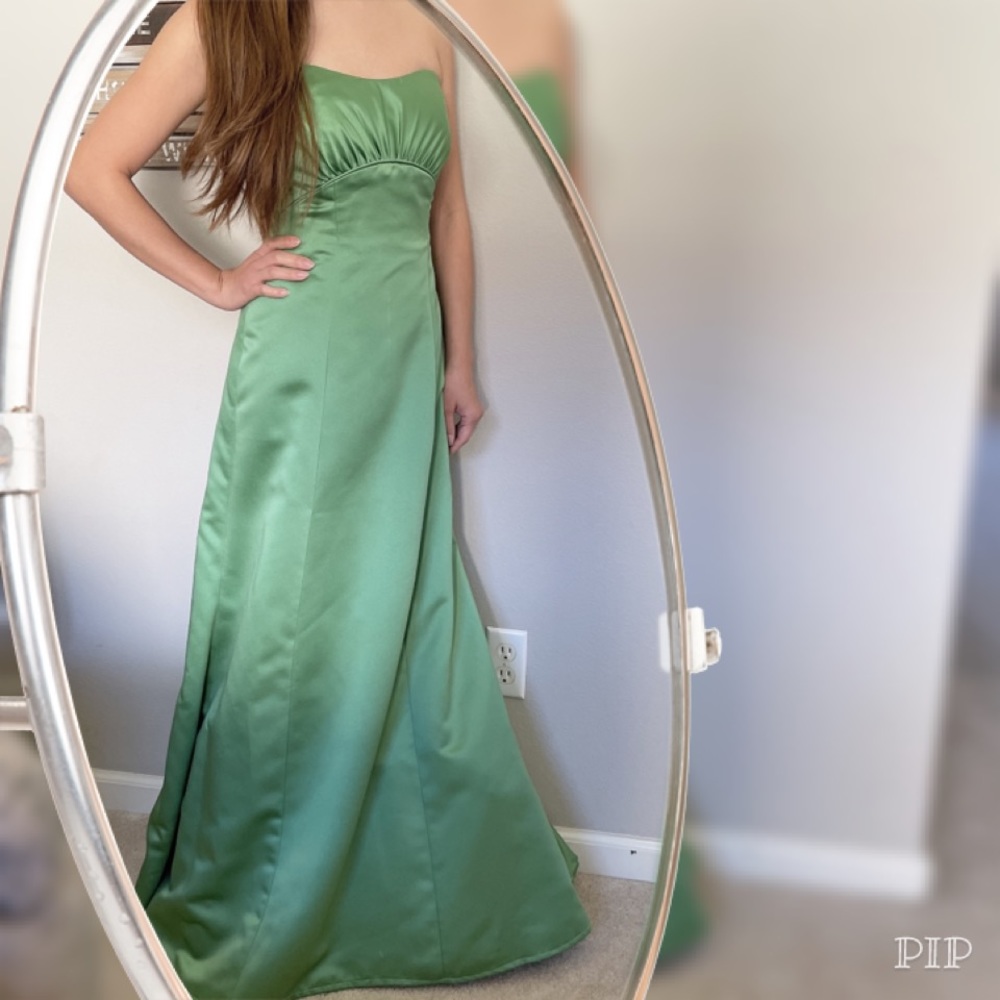 {David's Bridal} Strapless Gown in Clover size 2